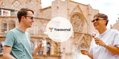 2 jongens met een ijsje in Valencia