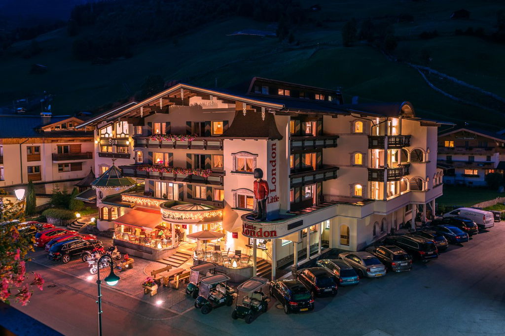 Gallery photo alt text