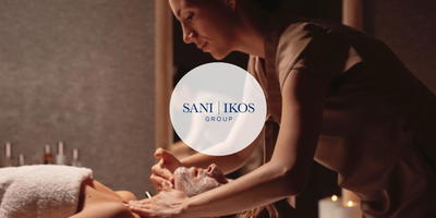 Spa therapeut in luxe resort