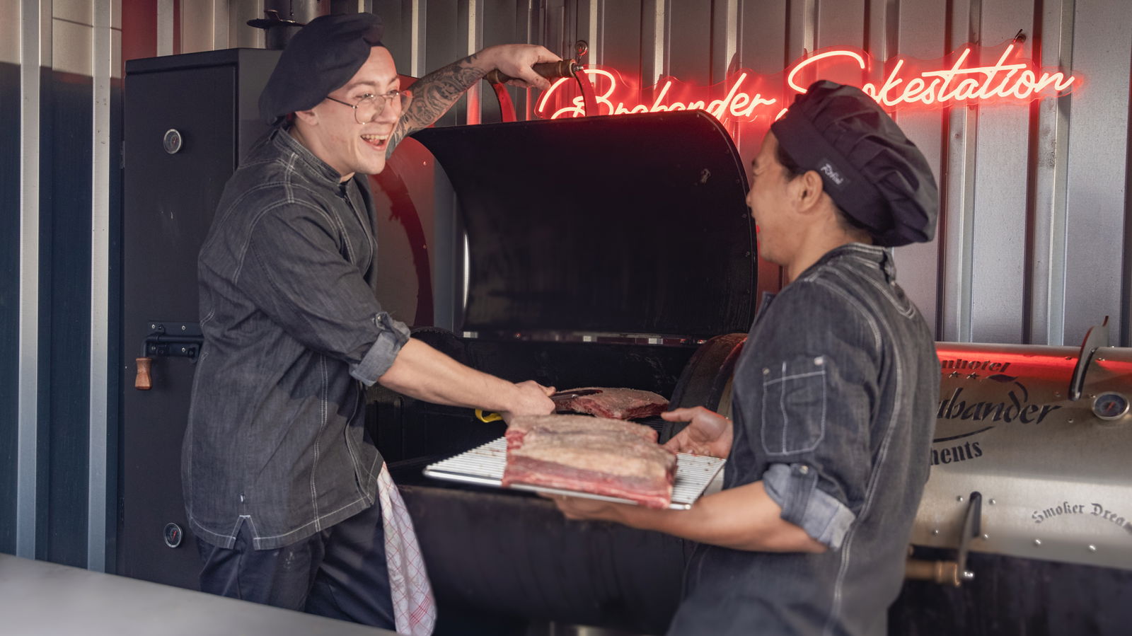 Kok bij een barbeque