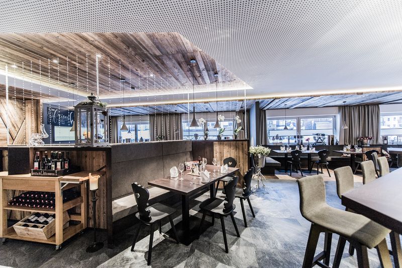 Gallery photo alt text