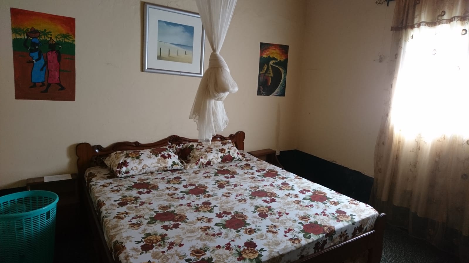 Gallery photo alt text