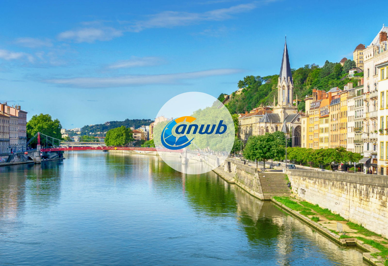 Rivier in Lyon op een zonnige dag met logo in het midden